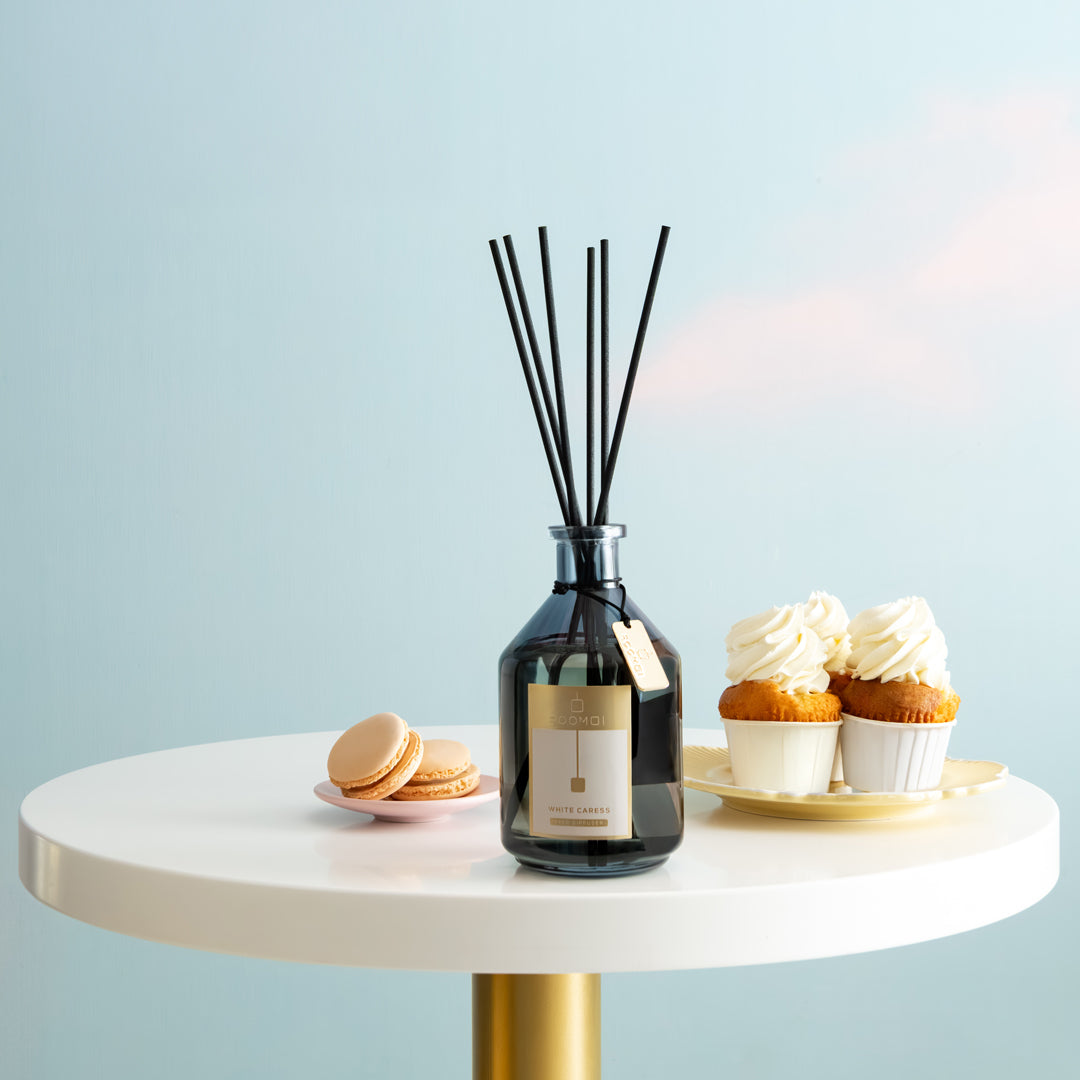 White Caress - Roomoi